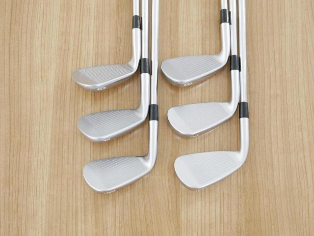 Iron set : Mizuno : ชุดเหล็ก Mizuno JPX 923 Hot Metal (รุ่นปี 2023 ตัวท๊อป ง่าย ไกล) มีเหล็ก 6-Pw,Aw (6 ชิ้น) ก้านเหล็ก Dynamic Gold 105 R300