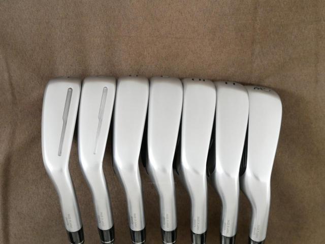 Iron set : Honma : ชุดเหล็ก Honma Tour World GS (ออกปี 2021 ใบใหญ่ ตีง่าย ไกล) มีเหล็ก 6-11,Sw (7 ชิ้น) ก้านเหล็ก NS Pro Zelos Flex S