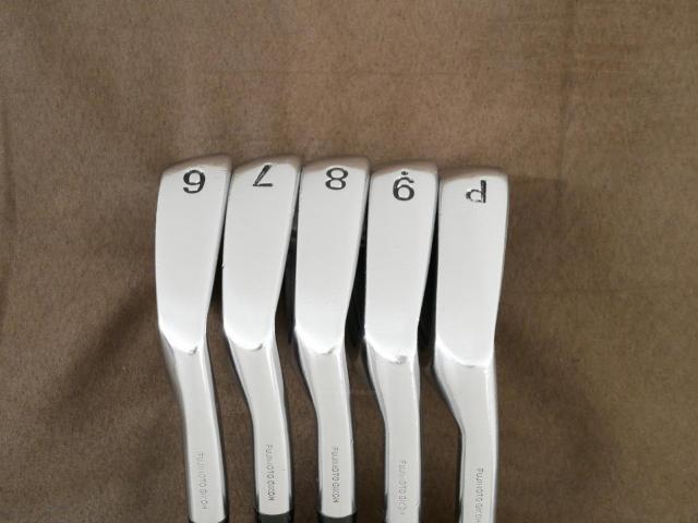 Iron set : Other Brand : ชุดเหล็ก Fujimoto GIKOH TK Forged (นุ่ม แน่นมากๆๆ หายาก High End สุดๆ) มีเหล็ก 6-Pw (5 ชิ้น) สุดยอดก้าน Fujikura Diamond Speeder 8 Flex R