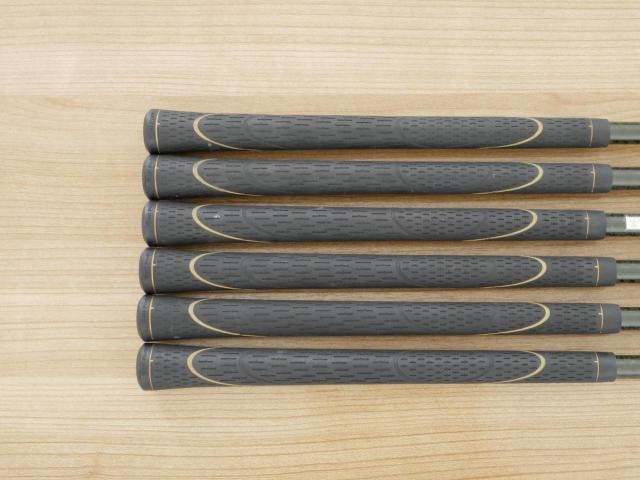 Iron set : Honma : ชุดเหล็ก Honma Beres IS-02 (หน้าเด้ง Forged) มีเหล็ก 6-11 (6 ชิ้น เทียบเท่า 5-Pw) ก้าน ARMRQ 6 (45) Flex R (2 ดาว)