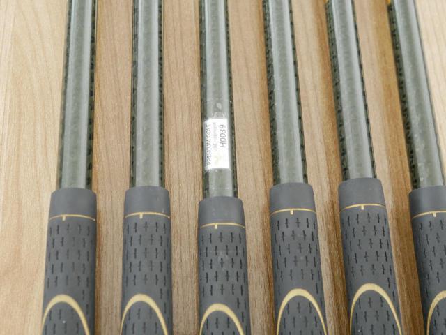 Iron set : Honma : ชุดเหล็ก Honma Beres IS-02 (หน้าเด้ง Forged) มีเหล็ก 6-11 (6 ชิ้น เทียบเท่า 5-Pw) ก้าน ARMRQ 6 (45) Flex R (2 ดาว)