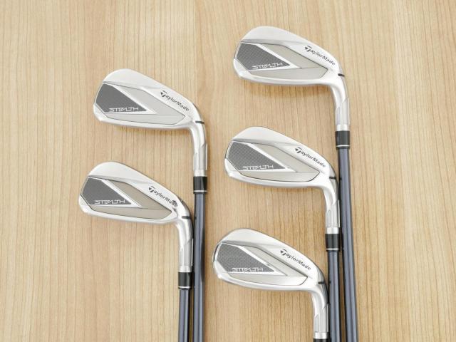 Iron set : Taylormade : ชุดเหล็ก Taylormade Stealth (ออกปี 2022 Japan Spec.) มีเหล็ก 6-Pw (5 ชิ้น) ก้านกราไฟต์ Mitsubishi Tensei TM60 Flex S