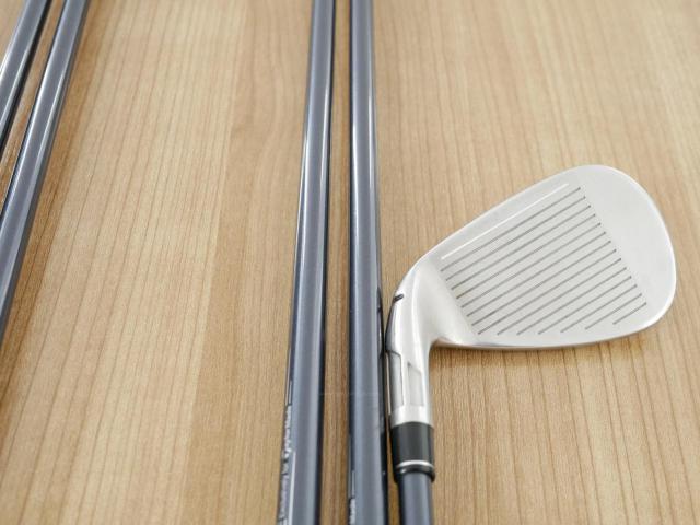 Iron set : Taylormade : ชุดเหล็ก Taylormade Stealth (ออกปี 2022 Japan Spec.) มีเหล็ก 6-Pw (5 ชิ้น) ก้านกราไฟต์ Mitsubishi Tensei TM60 Flex S