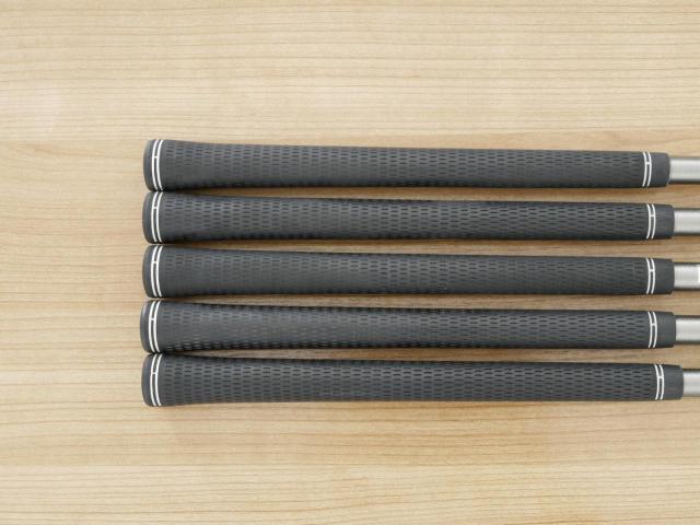 Iron set : Titleist : ชุดเหล็ก Titleist T100 Forged (รุ่นปี 2020) มีเหล็ก 6-Pw (5 ชิ้น) ก้าน Steelfiber i80 Flex R