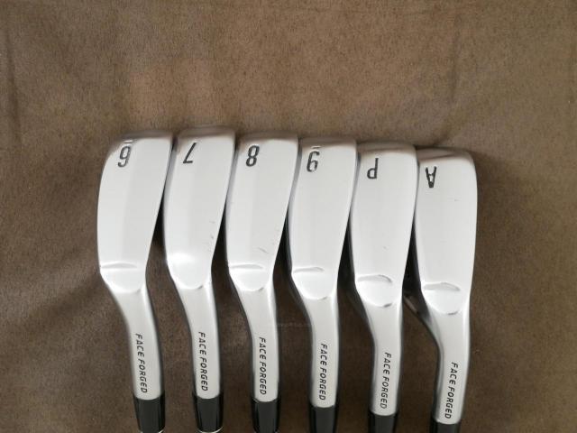Iron set : Other Brand : ชุดเหล็ก Srixon ZX4 Face Forged (รุ่นปี 2021 ตีง่าย ไกล) มีเหล็ก 6-Pw,Aw (6 ชิ้น) ก้านกราไฟต์ UST Mamiya ATTAS 80 Flex R