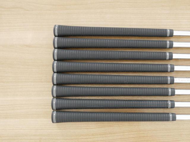 Iron set : Ping : ชุดเหล็ก Ping G700 (ปี 2019 Japan Spec. ใบใหญ่ ง่ายที่สุด ไกลที่สุดของ Ping) มีเหล็ก 4-Pw,Aw (8 ชิ้น) ก้านเหล็ก NS Pro ZELOS 7 Flex R