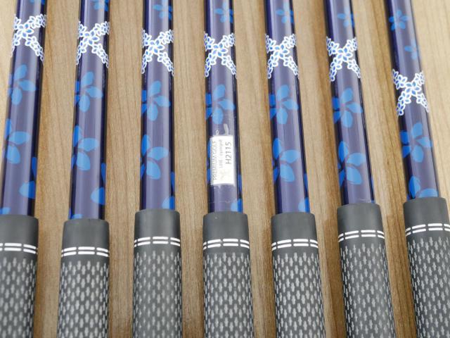 Iron set : Taylormade : ชุดเหล็ก Taylormade Qi (ออกปี 2024 Japan Spec.) มีเหล็ก 5-Pw,Sw (7 ชิ้น) ก้านกราไฟต์ Mitsubishi Diamana TM60 Flex R