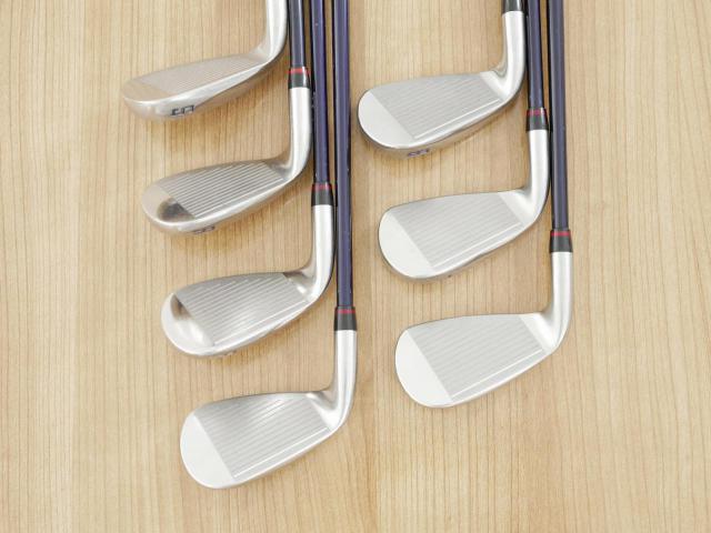Iron set : Daiwa : ชุดเหล็ก Daiwa OnOff AKA (ออกปี 2021 หน้าเด้ง Maraging ยืดยุบได้ ตีง่าย นุ่ม ไกลมากๆ) มีเหล็ก 6-Pw,Aw,Sw (7 ชิ้น) ก้านกราไฟต์ Flex SR