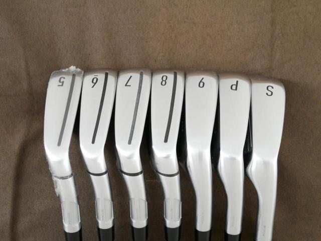 Iron set : Taylormade : ชุดเหล็ก Taylormade Qi (ออกปี 2024 Japan Spec.) มีเหล็ก 5-Pw,Sw (7 ชิ้น) ก้านกราไฟต์ Mitsubishi Diamana TM60 Flex S