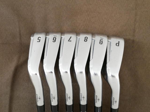 Iron set : Callaway : ชุดเหล็ก Callaway Legacy V (Forged) มีเหล็ก 5-Pw (6 ชิ้น) ก้านกราไฟต์ Flex SR