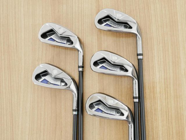 Iron set : Maruman : ชุดเหล็ก Maruman Majesty Royal Black (รุ่นท๊อปสุด ตีง่าย เด้ง ไกลมากๆ) มีเหล็ก 7-10,Pw (5 ชิ้น ระยะเทียบเท่า 6-Pw) ก้านกราไฟต์ Flex R