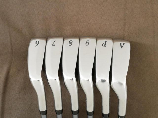 Iron set : XXIO : ชุดเหล็ก XXIO 12 (ออกปี 2022 ตีง่าย ไกลมาก) มีเหล็ก 6-Pw,Aw (6 ชิ้น) ก้านกราไฟต์ Fujikura MCI Black 60 Flex R