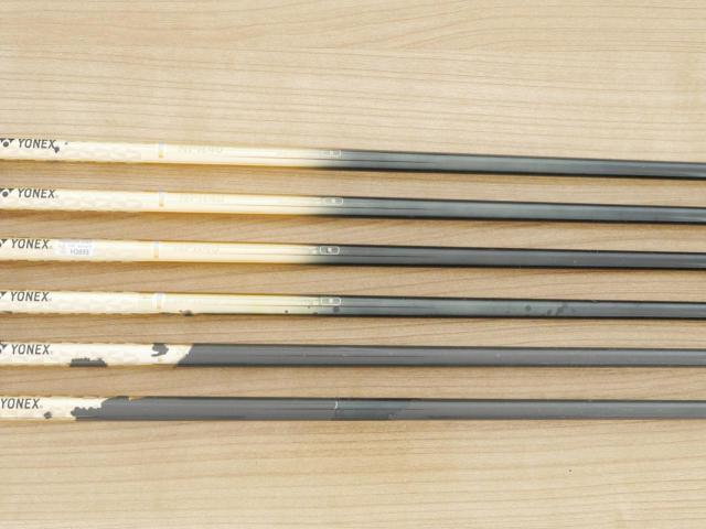 Iron set : Yonex : ชุดเหล็ก Yonex Royal E-Zone (รุ่นท๊อปสุด ก้านดีมาก หน้าเด้ง ตีไกลสุดๆ) มีเหล็ก 6-Pw,Aw (6 ชิ้น) ก้านกราไฟต์ NANOPREME Flex R