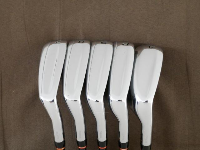 Iron set : Maruman : ชุดเหล็ก Maruman Shuttle (ออกปี 2022 ตีง่าย ไกลสุดๆๆๆๆ) มีเหล็ก 7-Pw,Aw (5 ชิ้น) ก้านกราไฟต์ Flex R