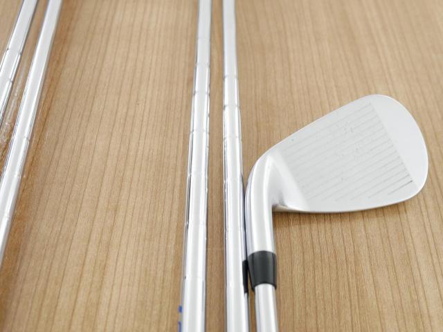 Iron set : Titleist : ชุดเหล็ก Titleist T400 (ตีง่ายที่สุด ไกลที่สุด ออกปี 2020) มีเหล็ก 6-Pw (5 ชิ้น) ก้านเหล็ก NS Pro Zelos 7 Flex S