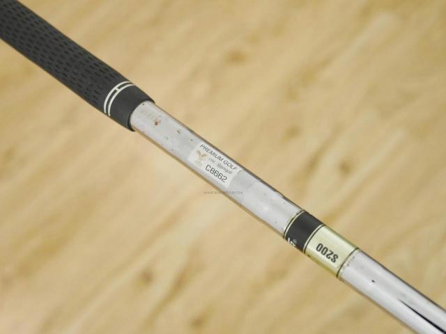 Wedge : Other : Wedge S-Yard BOLD Loft 50 ก้านเหล็ก Dynamic Gold S200 
