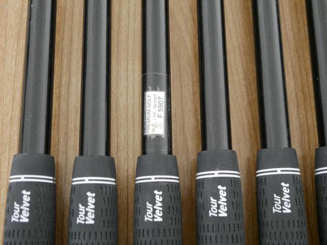 Iron set : Ping : ชุดเหล็ก Ping G440 (รุ่นล่าสุด ออกปี 2025 Japan Spec. ใบใหญ่ ง่าย ไกล) มีเหล็ก 6-W,U (6 ชิ้น) ก้านกราไฟต์ Graphite Design RAUNE i90 Flex S