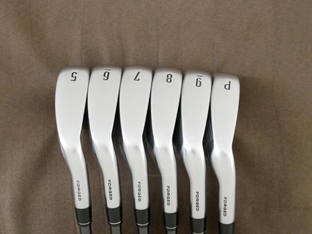 Iron set : Callaway : ชุดเหล็ก Callaway APEX DCB Forged (ปี 2022) มีเหล็ก 5-Pw (6 ชิ้น) ก้านกราไฟต์ Mitsubishi Diamana 55 Flex R