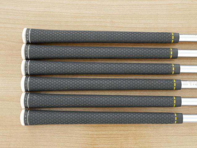 Iron set : Other Brand : ชุดเหล็ก Cobra FLY-Z มีเหล็ก 5-Pw (6 ชิ้น) ก้านเหล็ก XP95 S200