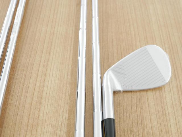 Iron set : Taylormade : **ของใหม่ ยังไม่แกะพลาสติก** ชุดเหล็ก Taylormade P770 Forged (รุ่นล่าสุด ออกปี 2024 นุ่ม แน่น) มีเหล็ก 6-Pw (5 ชิ้น) ก้านเหล็ก Dynamic Gold 115 MID S200