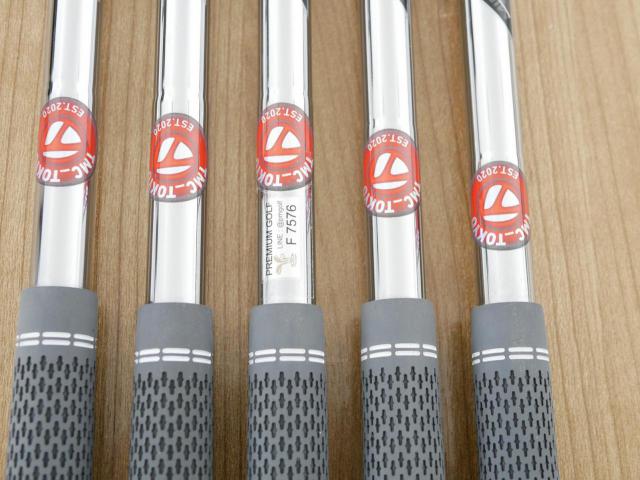 Iron set : Taylormade : **ของใหม่ ยังไม่แกะพลาสติก** ชุดเหล็ก Taylormade P770 Forged (รุ่นล่าสุด ออกปี 2024 นุ่ม แน่น) มีเหล็ก 6-Pw (5 ชิ้น) ก้านเหล็ก Dynamic Gold 115 MID S200