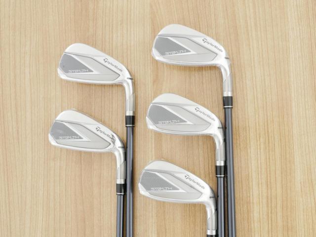 Iron set : Taylormade : **ของใหม่ ยังไม่แกะพลาสติก** ชุดเหล็ก Taylormade Stealth (ออกปี 2022 Japan Spec.) มีเหล็ก 6-Pw (5 ชิ้น) ก้านกราไฟต์ Mitsubishi Tensei TM60 Flex S