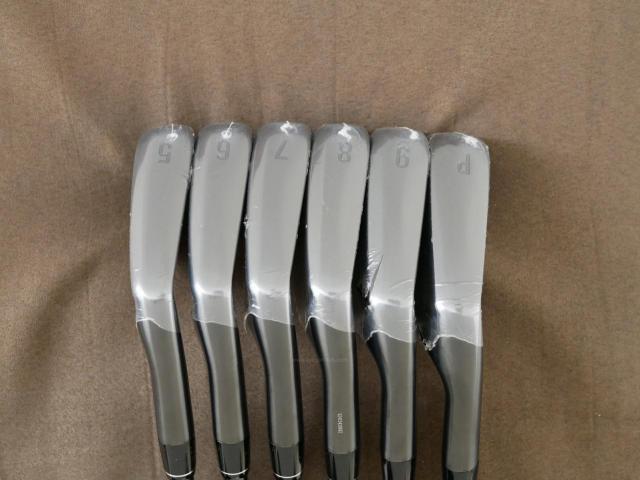 Iron set : Callaway : **ของใหม่ ยังไม่แกะพลาสติก** ชุดเหล็ก Callaway X Forged Star Black Limited (ออกปี 2024 หายากมากๆ) มีเหล็ก 5-Pw (6 ชิ้น) ก้านเหล็ก NS Pro 950 NEO Black Flex S