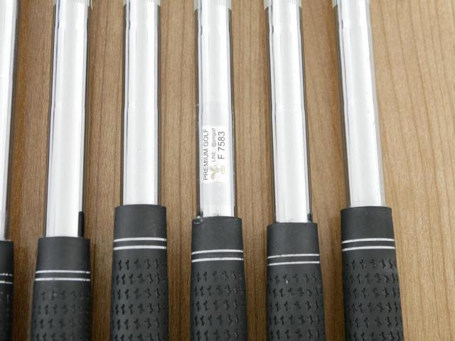 Iron set : Tourstage : ชุดเหล็ก Tourstage TS-211 Airmuscle มีเหล็ก 5-Pw (6 ชิ้น) ก้านเหล็ก NS Pro 950 Flex S