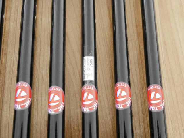 Iron set : Taylormade : ชุดเหล็ก Taylormade P770 Forged (รุ่นล่าสุด ออกปี 2024 นุ่ม แน่น) มีเหล็ก 5-Pw (6 ชิ้น) ก้านกราไฟต์ Graphite Design RAUNE i105 Flex S