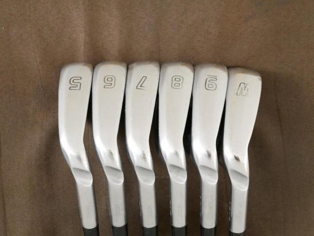 Iron set : Ping : ชุดเหล็ก Ping G410 (รุ่นปี 2019 Japan Spec. ใบใหญ่ ง่าย ไกล) มีเหล็ก 5-Pw (6 ชิ้น) ก้านเหล็ก Ping AWT 2.0 Lite Flex R