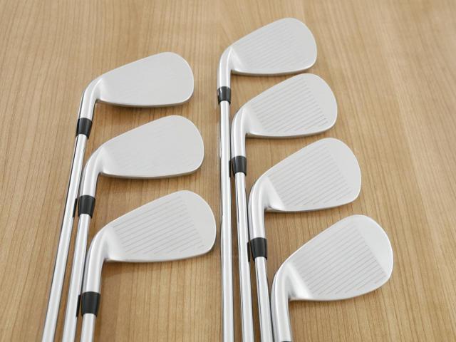 Iron set : Titleist : ชุดเหล็ก Titleist VG3 Type D Forged (รุ่นปี 2019 Japan Spec. ตีง่ายและไกลที่สุดของ Titleist) มีเหล็ก 5-Pw,Aw (7 ชิ้น) ก้านเหล็ก NS Pro Zelos 8 Flex R
