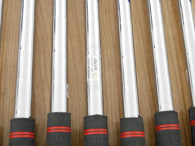 Iron set : Titleist : ชุดเหล็ก Titleist VG3 Type D Forged (รุ่นปี 2019 Japan Spec. ตีง่ายและไกลที่สุดของ Titleist) มีเหล็ก 5-Pw,Aw (7 ชิ้น) ก้านเหล็ก NS Pro Zelos 8 Flex R