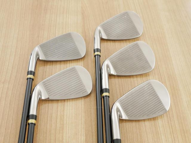 Iron set : Maruman : ชุดเหล็ก Maruman Majesty Royale (รุ่นท๊อปสุด ปี 2021 ของใหม่ 8 หมื่นบาท) มีเหล็ก 7-10,Pw (5 ชิ้น) ก้านกราไฟต์ Flex R