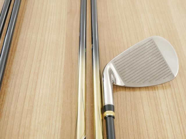 Iron set : Maruman : ชุดเหล็ก Maruman Majesty Royale (รุ่นท๊อปสุด ปี 2021 ของใหม่ 8 หมื่นบาท) มีเหล็ก 7-10,Pw (5 ชิ้น) ก้านกราไฟต์ Flex R
