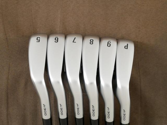Iron set : Callaway : ชุดเหล็ก Callaway APEX Ai300 Forged (รุ่นล่าสุด ออกปี 2024) มีเหล็ก 5-Pw (6 ชิ้น) ก้านกราไฟต์ UST Mamiya RECOIL DART 6 Flex R