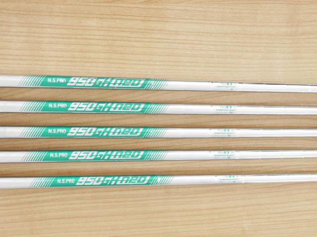 Iron set : Callaway : ชุดเหล็ก Callaway Big Bertha B21 (ออกปี 2021 ตีง่ายที่สุดของ Callaway) มีเหล็ก 6-Pw (5 ชิ้น) ก้านเหล็ก NS Pro 950 NEO Flex S
