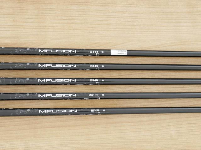 Iron set : Mizuno : ชุดเหล็ก Mizuno JPX 925 Hot Metal Pro (ออกปี 2024 ตัวท๊อป ตีง่าย นุ่ม ไกลมาก) มีเหล็ก 6-Pw (5 ชิ้น) ก้านกราไฟต์ Flex R