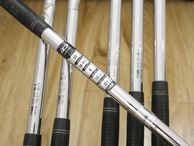 Iron set : PRGR : ชุดเหล็ก PRGR ID Nabla Black (Forged) มีเหล็ก 5-Pw (6 ชิ้น) ก้านเหล็ก SSIII 95 กรัม Flex S (M-43)