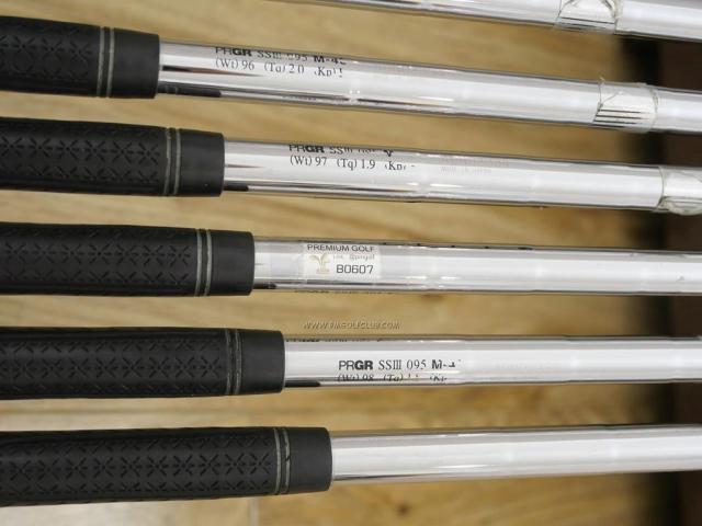 Iron set : PRGR : ชุดเหล็ก PRGR ID Nabla Black (Forged) มีเหล็ก 5-Pw (6 ชิ้น) ก้านเหล็ก SSIII 95 กรัม Flex S (M-43)