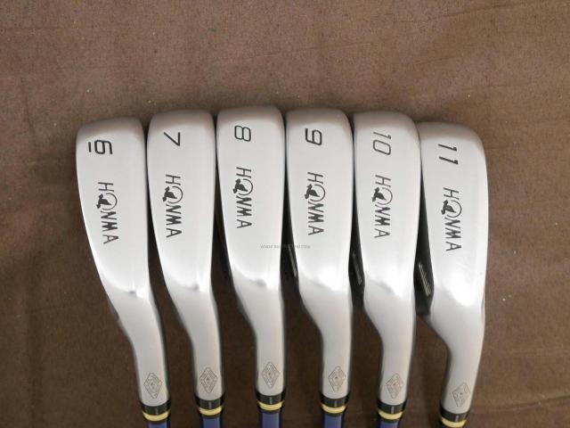 Iron set : Honma : ชุดเหล็ก Honma Beres IS-03 (ปี 2015 หน้าเด้ง Forged) มีเหล็ก 6-11 (6 ชิ้น เทียบเท่า 5-Pw) ก้าน ARMRQ 8 (62) FLex R (2 ดาว)