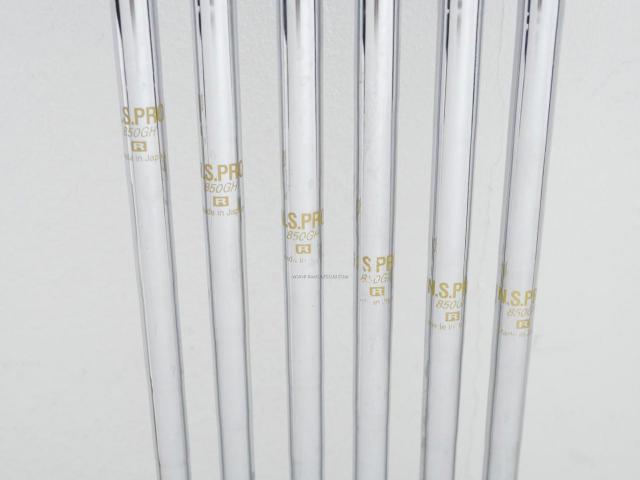 Iron set : Ping : ชุดเหล็ก Ping G700 (ปี 2019 Japan Spec. ใบใหญ่ ง่ายที่สุด ไกลที่สุดของ Ping) มีเหล็ก 5-Pw (6 ชิ้น) ก้านเหล็ก NS Pro 850 Flex R