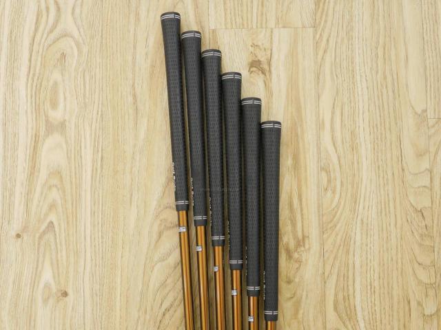 Iron set : Ping : ชุดเหล็ก Ping G400 (ปี 2018 ใบใหญ่ ง่าย ไกล) มีเหล็ก 5-Pw (6 ชิ้น) ก้านกราไฟต์ Ping Alta J CB Flex R