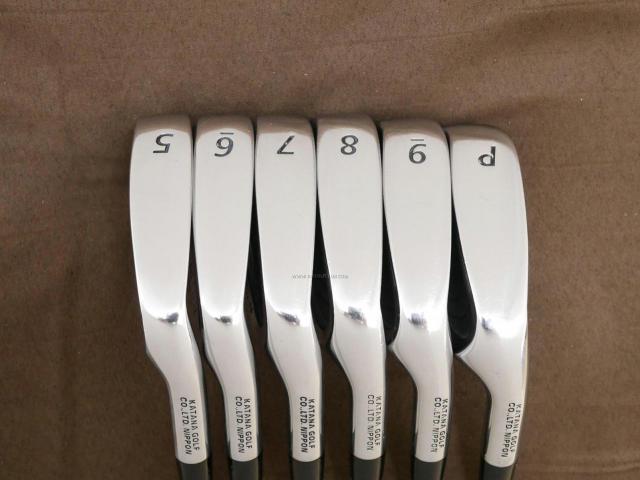 Iron set : Katana : ชุดเหล็ก Katana Voltio IV Model S Forged (ออกปี 2016) มีเหล็ก 5-Pw (6 ชิ้น) ก้านกราไฟต์ Fujikura Speeder 550 Flex R