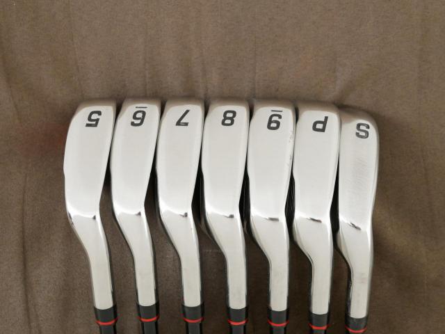 Iron set : Maruman : ชุดเหล็ก Maruman Red-V II (ใบใหญ่ ตีง่าย ไกล) มีเหล็ก 5-Pw,Sw (7 ชิ้น) ก้านกราไฟต์ Flex R