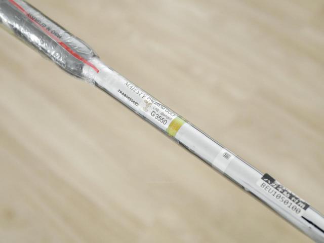 Putter : All : **ของใหม่ ยังไม่แกะพลาสติก** พัตเตอร์ Maruman MAJESTY W-MOMENT Blade ยาว 32 นิ้ว