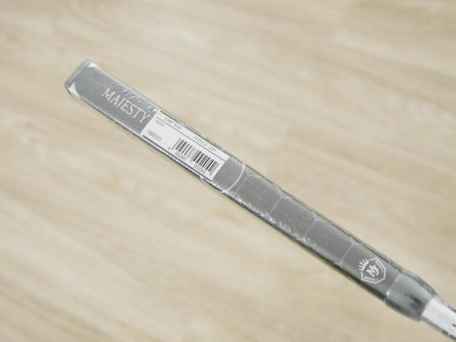 Putter : All : **ของใหม่ ยังไม่แกะพลาสติก** พัตเตอร์ Maruman MAJESTY W-MOMENT Blade ยาว 32 นิ้ว