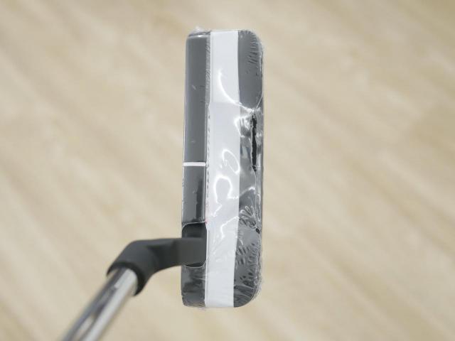 Putter : All : **ของใหม่ ยังไม่แกะพลาสติก** พัตเตอร์ Odyssey White Hot VERSA ONE (ออกปี 2023) ก้าน Stroke LAB 70 ยาว 34 นิ้ว