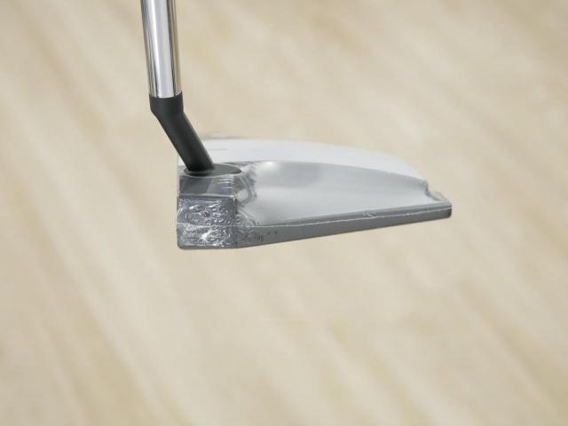 Putter : All : **ของใหม่ ยังไม่แกะพลาสติก** พัตเตอร์ Odyssey White Hot VERSA TWELVE S (ออกปี 2023) ยาว 33 นิ้ว