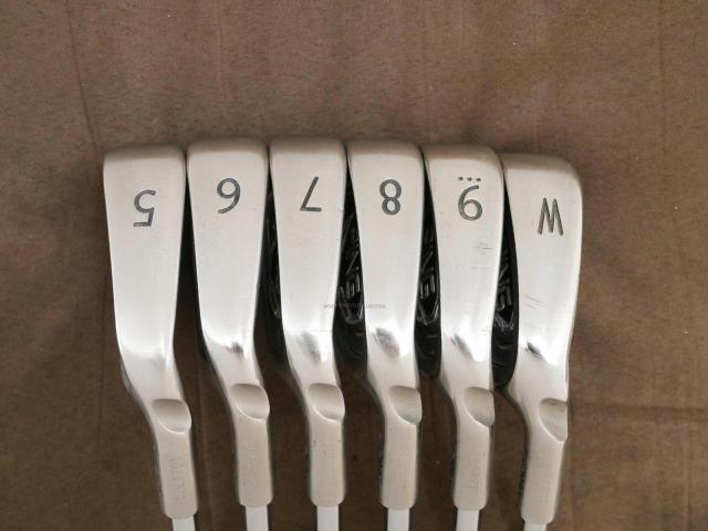 Iron set : Ping : ชุดเหล็ก Ping i15 มีเหล็ก 5-Pw (6 ชิ้น) ก้านเหล็ก AWT Flex S