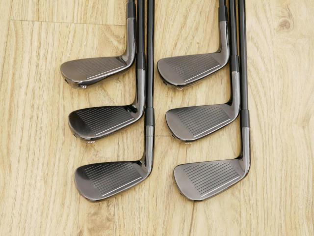 Iron set : Taylormade : ชุดเหล็ก Taylormade P790 Black (หายากสุดๆ ตัวท้อปสุด ปี 2022 Japan Spec.) มีเหล็ก 5-Pw (6 ชิ้น) ก้านกราไฟต์ Fujikura MCI Black 80 Flex S